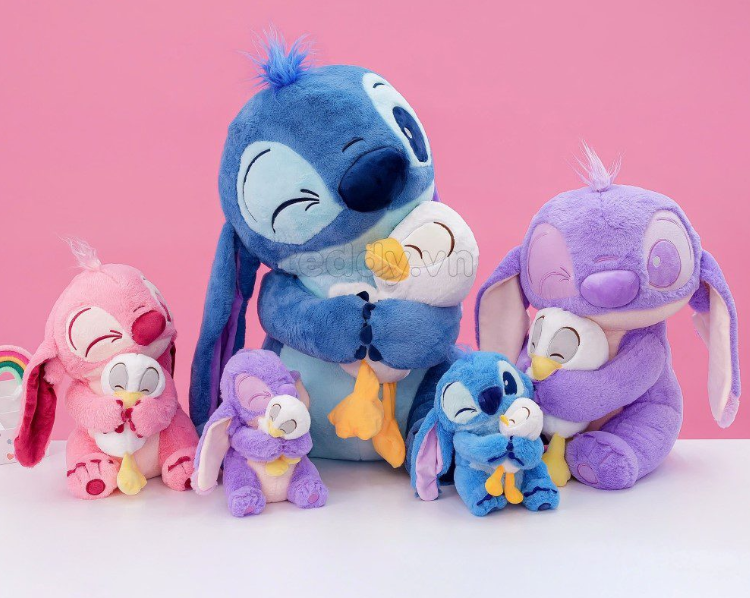 Gấu Stitch Ôm Vịt: Người Bạn Đáng Yêu Và Bất Ngờ